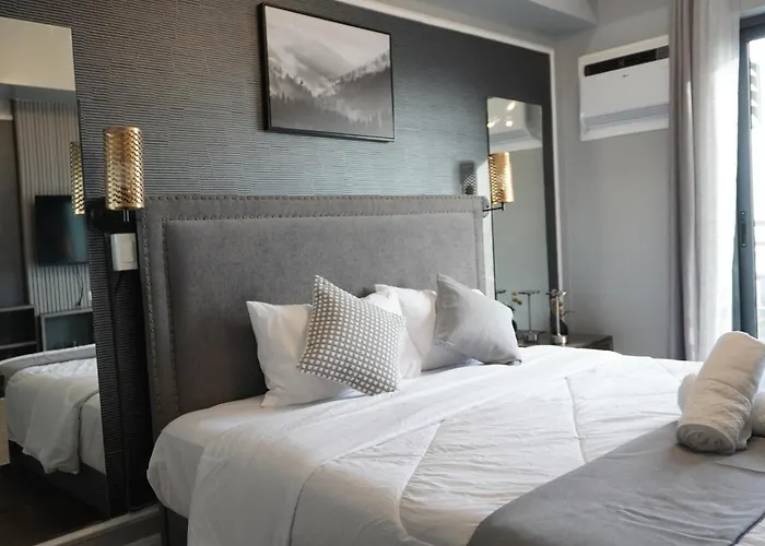 Modern Cozy With Balcony Cebu